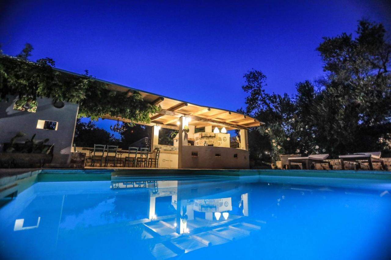 Trulli Il Geco Sognante Villa Челие Месапика Екстериор снимка