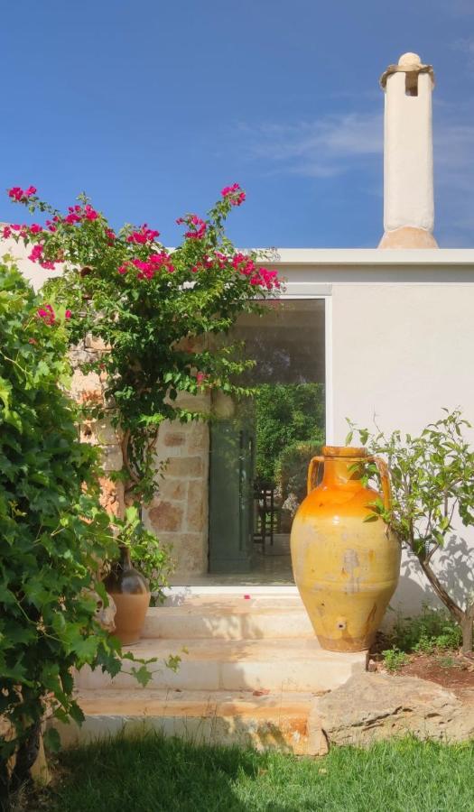 Trulli Il Geco Sognante Villa Челие Месапика Екстериор снимка